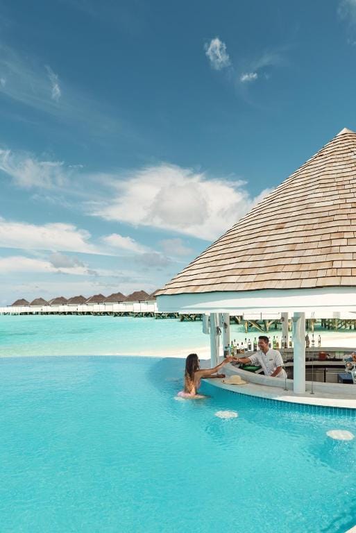 Nova Maldives — 2