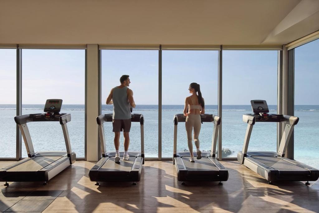 Le Meridien Maldives Resort & Spa — 5