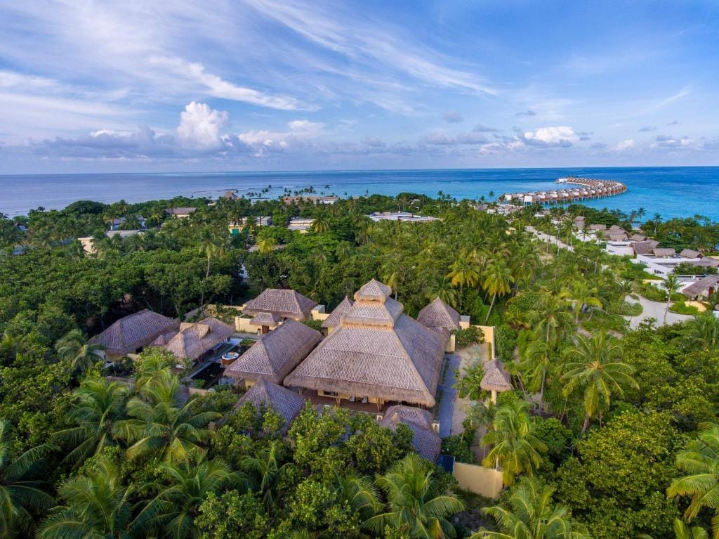 Emerald Maldives Resort & Spa-Deluxe All Inclusive — 1