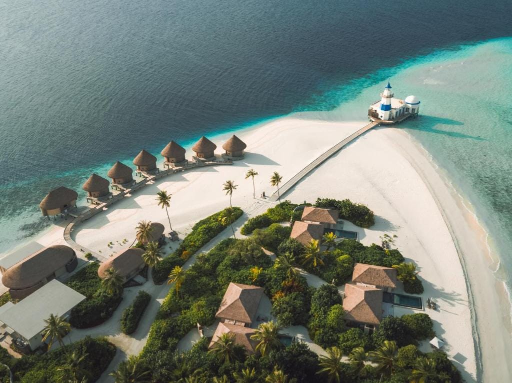 Intercontinental Maldives Maamunagau Resort with Club benefits by IHG — 1